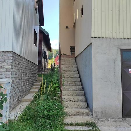 Apartmani Cetkovic Žabljak エクステリア 写真