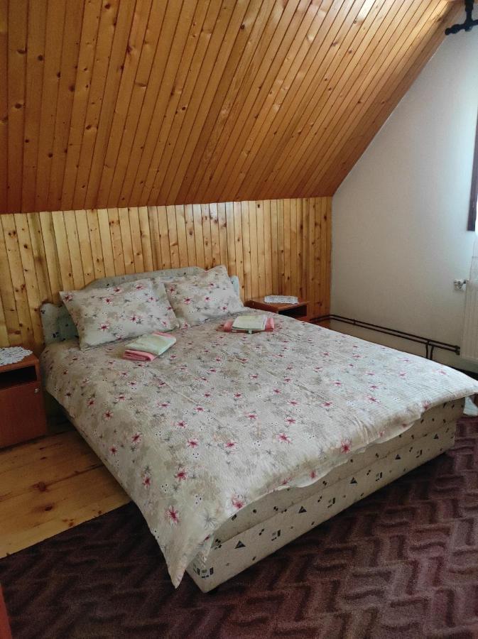 Apartmani Cetkovic Žabljak エクステリア 写真